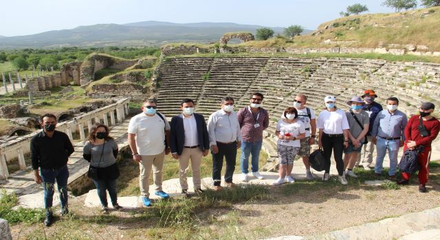 Afrodisyas’a Çeyrek Asır Sonra Ukraynalı Turist Kafilesi Geldi