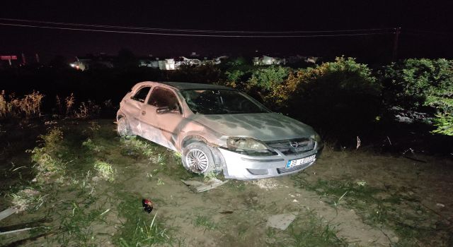 Kuşadası'nda Kaza Yapan Sürücü Yaralı Halde Kaçtı