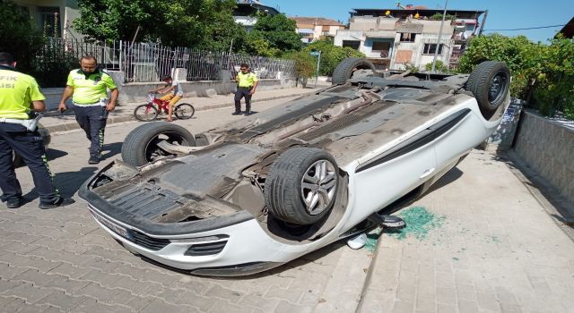 Aydın'da Otomobil Takla Attı:1Yaralı