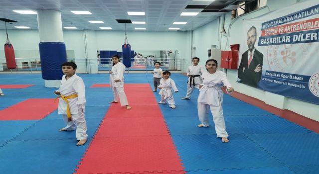 Aydınlı Gençlerden Karate Kurslarına İlgi