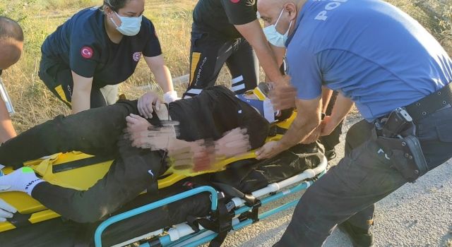 Kuşadası'ndaki Kazada Ağır Yaralanan Genç Hayatını Kaybetti 