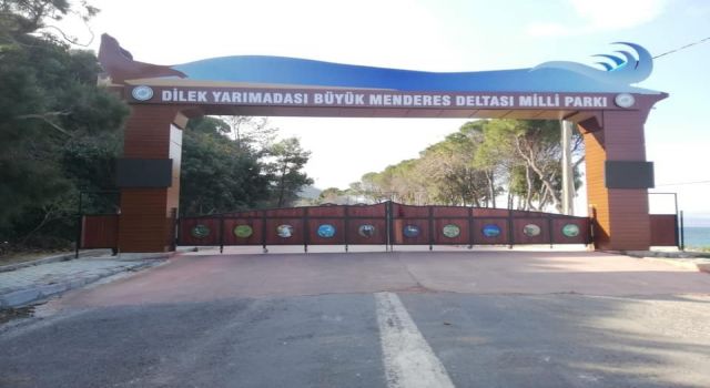 Milli Park Giriş Çıkışlara Kapatıldı