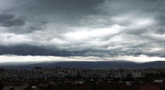 Aydın, Muğla ve İzmir’e şiddetli yağış uyarısı