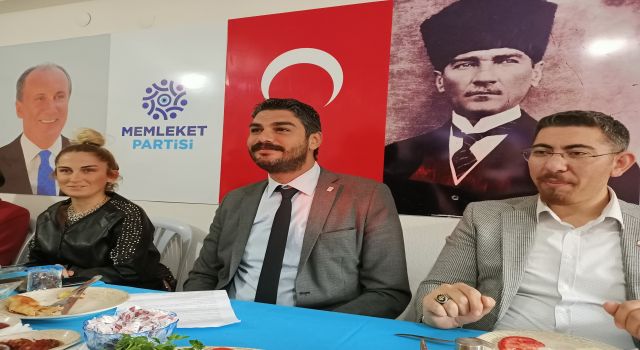 Memleket Partisi İlçe Başkanı Çetinkaya  basınla kahvaltıda buluştu