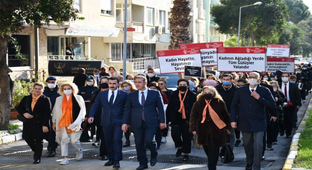 Söke’de Kadına Yönelik Şiddete Karşı Farkındalık Yürüyüşü