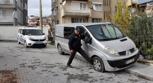 17 aracın lastiğini kesti, serbest bırakıldı