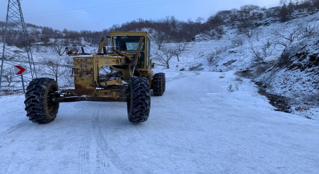 Aydın Büyükşehir’in karla mücadelesi tüm hızıyla devam ediyor