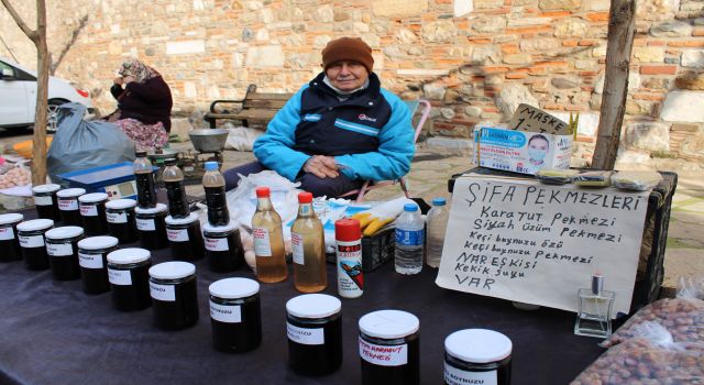 Karadut pekmezi şeker hastalarının tercihi oldu