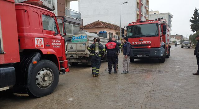 Elektrikli ısıtıcı televizyonun üzerine devrildi, yangına neden oldu