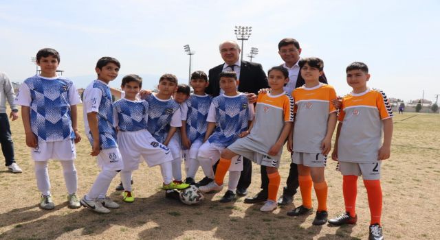 Nazilli’de ’23 Nisan Futbol Bahar Şenliği’ başladı