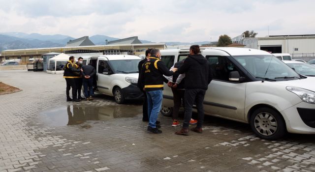 Yaşlı kadına kabusu yaşatan şüpheliler yakayı ele verdi