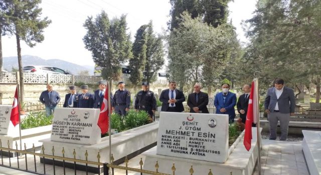 Buharkent’te Şehit Üsteğmen Mehmet Esin mezarı başında anıldı