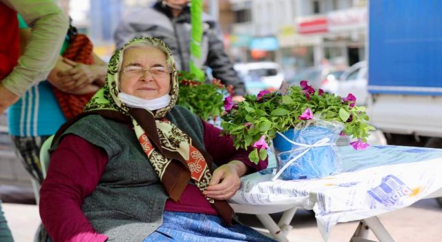 Didim Belediyesi kadınları unutmadı