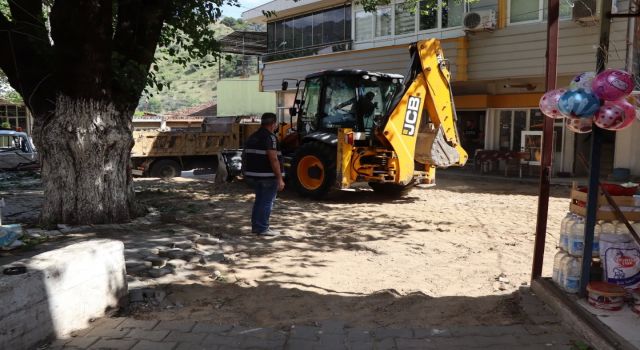 Nazilli Belediyesi’nden Bayındır’da eş zamanlı çalışma