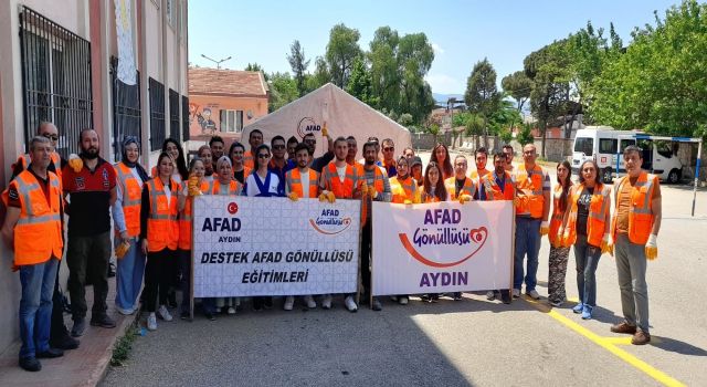 Nazilli’de afet gönüllüleri akreditasyon eğitimi aldı