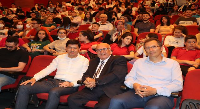 Nazilli’de ‘Hayatımız Sınav’ konferansı yapıldı