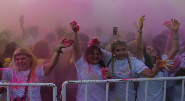 Aydın Büyükşehir Belediyesi gençleri Aydınfest'te buluşturdu