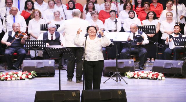 AYDIN BÜYÜKŞEHİR BELEDİYESİ TÜRK SANAT MÜZİĞİ KOROSU’NDAN “YAZA MERHABA” KONSERİ 