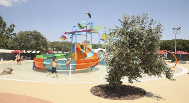 AYDIN TEKSTİL YAŞAM ALANI’NDA AQUAPARK HİZMETE AÇILDI