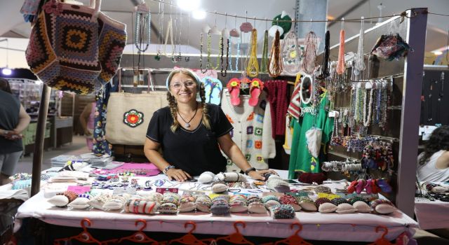 Didim’de Medusa takı stantları yoğun ilgi gördü