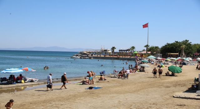 Didim'in 'Engelsiz Plajı' bu yıl da hizmete açıldı