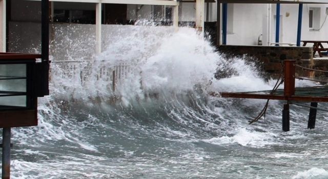 Meteorolojiden Orta ve Güney Ege denizinde fırtına uyarısı