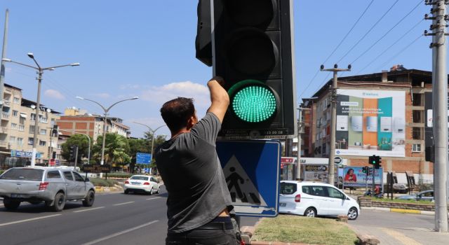 Nazilli’de sinyalizasyonlar bakıma alındı 