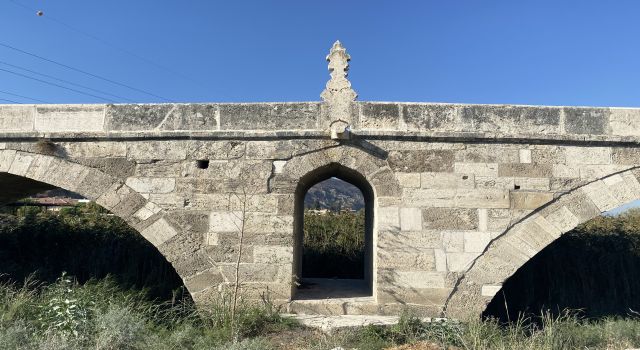 Yarım asırlık tarihi köprü ilk günkü gibi sapasağlam duruyor