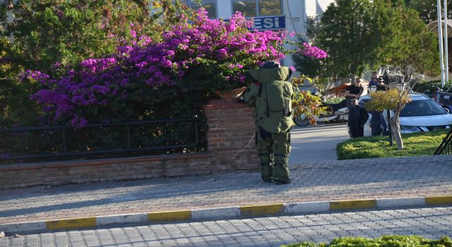 Didim'de şüpheli çanta paniği 