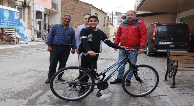 Vedat’ın hayali Başkan Özcan’la gerçek oldu