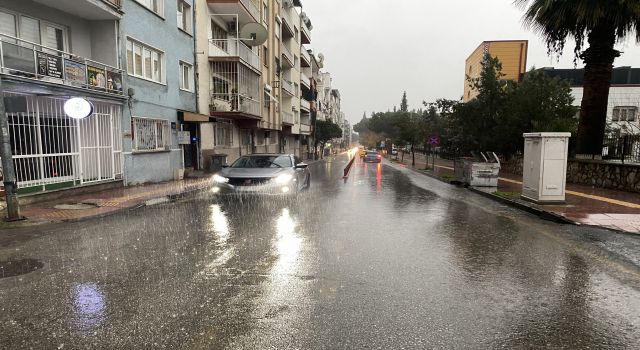 Aydın'da yağış etkisini artırdı 