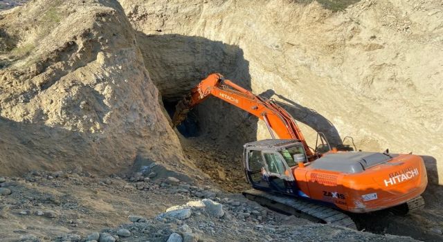 Bozdoğan'da kaçak kazıya suçüstü