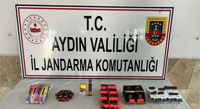  Kaçak ürünler jandarmaya takıldı