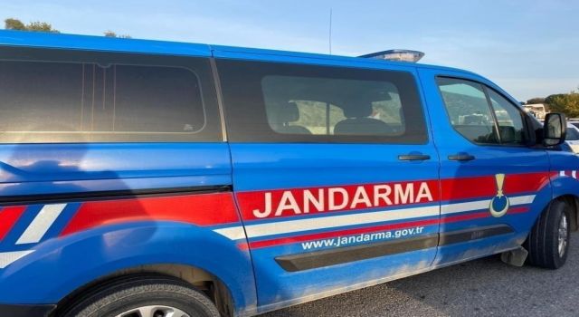 Motosiklet hırsızlarını jandarma yakaladı