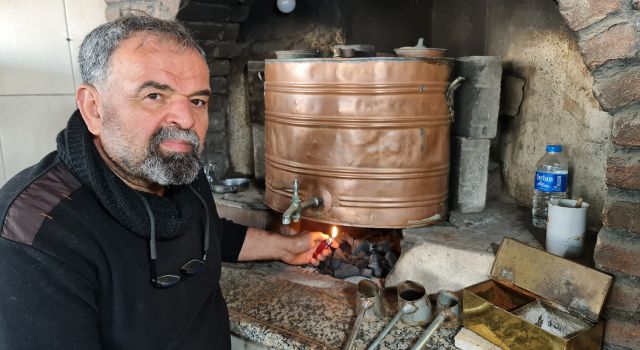 Odun ateşinde 69 yıldır demlenen çay davalık oldu