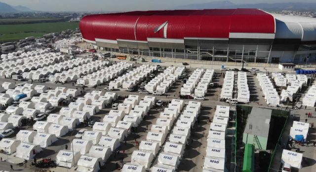 Hatay'da kurulan çadır kent ve yardım merkezi havadan görüntülendi