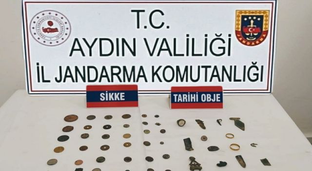 Tarihi sikke ve objeleri satmaya çalışırken yakalandı