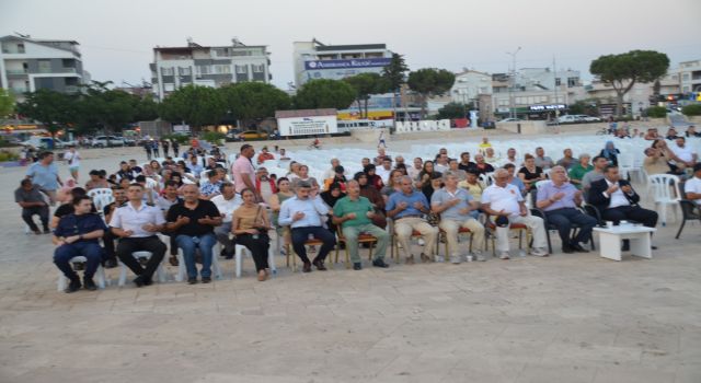 Didim'de 15 Temmuz Demokrasi ve Milli Birlik Günü meydanda kutlandı