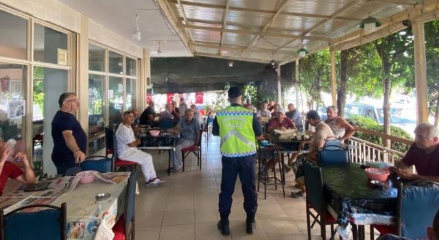 Kuşadası’nda yaya önceliğine dikkat çekildi