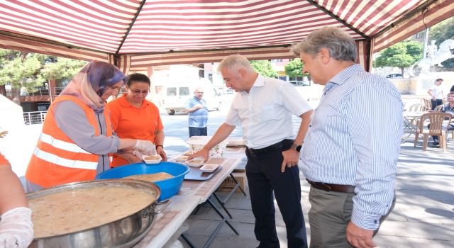 Kuyucak Belediyesi'nden 5 bin kişilik aşure hayrı