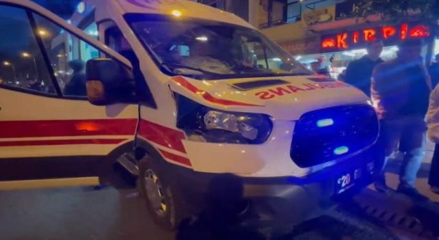 Bisiklete çarpan ambulans şoförü gözyaşlarına hakim olamadı