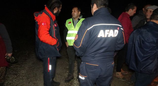 Çıntar toplamaya giden yaşlı kadın dağda kayboldu