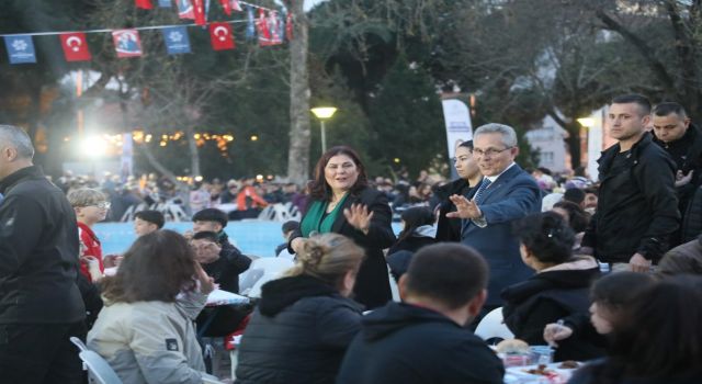 Başkan Çerçioğlu Nazilli'de iftarda vatandaşlarla buluştu