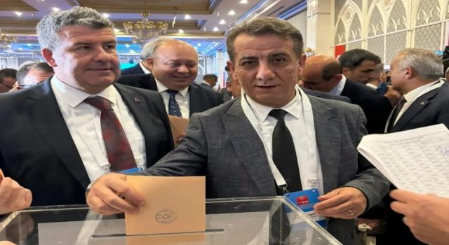 Başkan Yetişkin, İmamoğlu ve Çerçioğlu'nu tebrik etti