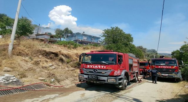 Büyükşehir Belediyesi’nin anında müdahalesi mahalleyi yanmaktan kurtardı