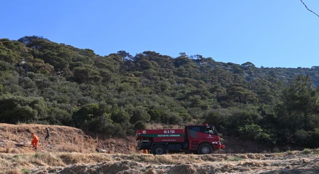 Kuşadası'ndaki orman yangını büyük ölçüde kontrol altına alındı