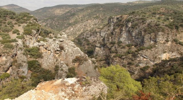 Aydın'ın doğa harikası Koçak Kanyonu, özgün klimasıyla ilgi odağı olmaya devam ediyor