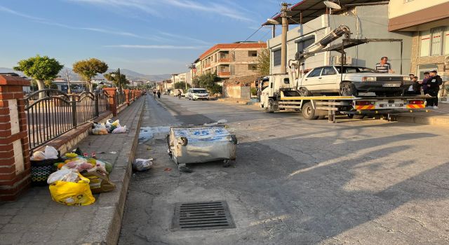 Nazilli'de otomobil takla attı: 4 yaralı