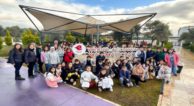 Efeler'in Bilim Parkı Nazillili öğrencileri ağırladı