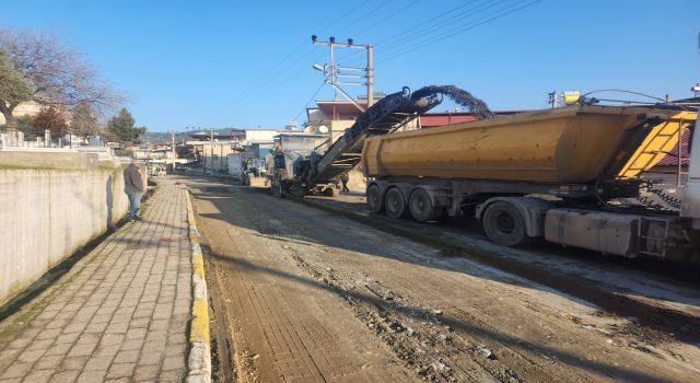 Başkan Çerçioğlu Söke'nin yollarını yeniliyor